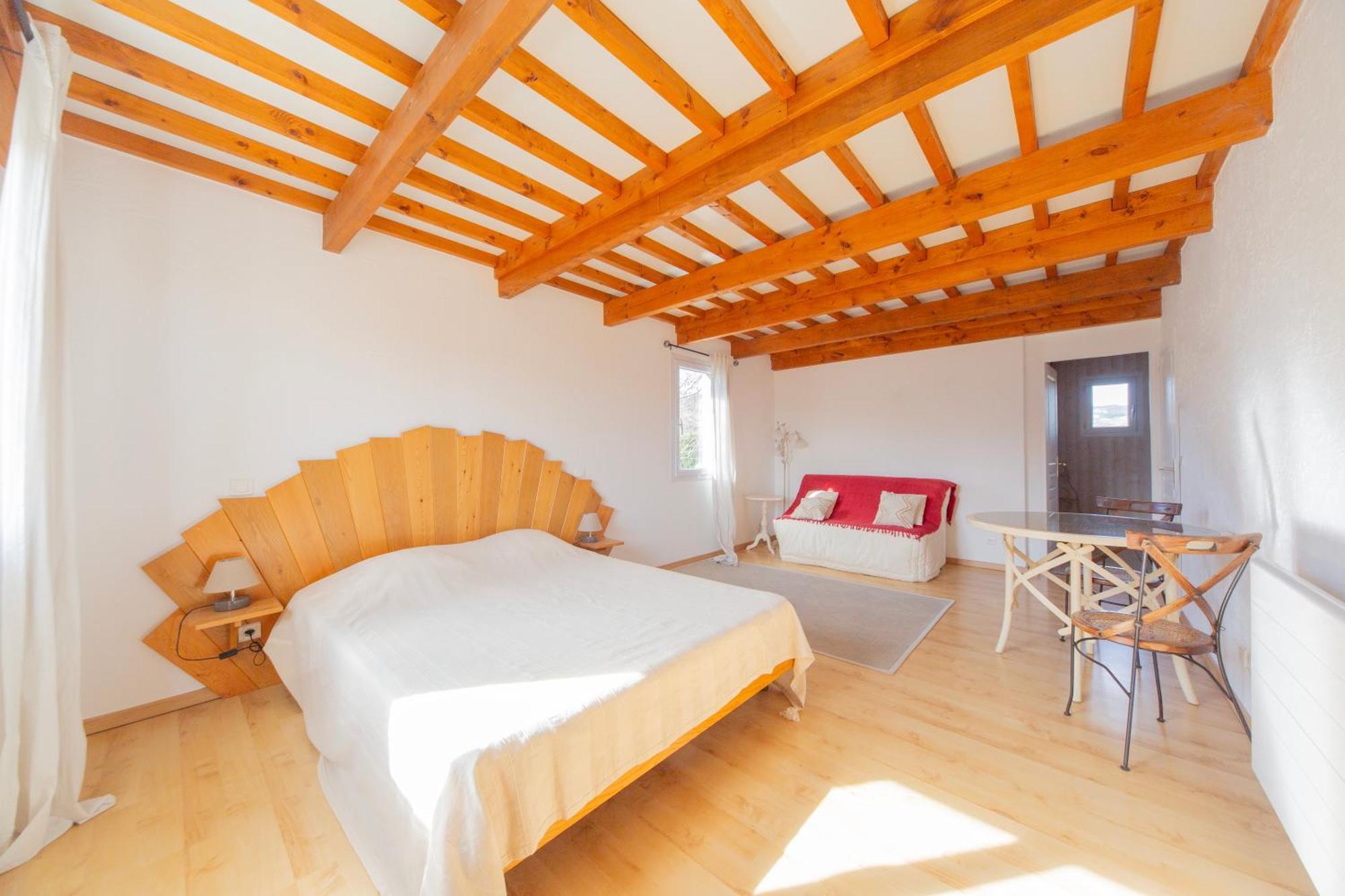 Panda Home Quincie-en-Beaujolais ภายนอก รูปภาพ
